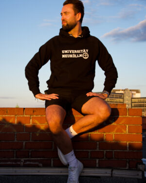 Hoodie in schwarz – unisex Universität Neukölln Hoodie Hoodie in schwarz - unisex